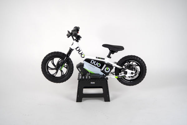 “DUO 12″ Launch kids electric balance bike – side profile”