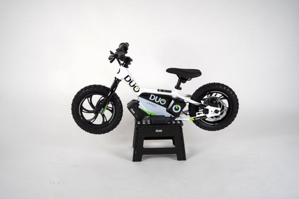 “DUO 12″ Launch kids electric balance bike – side profile”